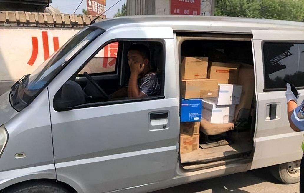 面包车拉货最新规定，开启自然美景探索之旅的载货指南