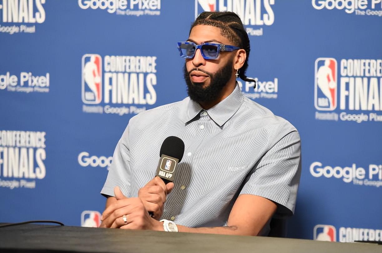 尼克斯安东尼最新消息，交易动态与个人表现的深度审视与回顾