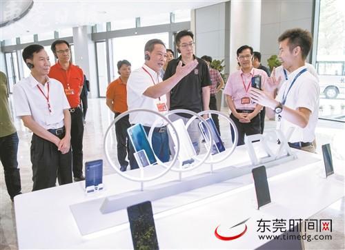 vivo最新版平板，家庭娱乐的绝佳选择，快乐纽带触手可及