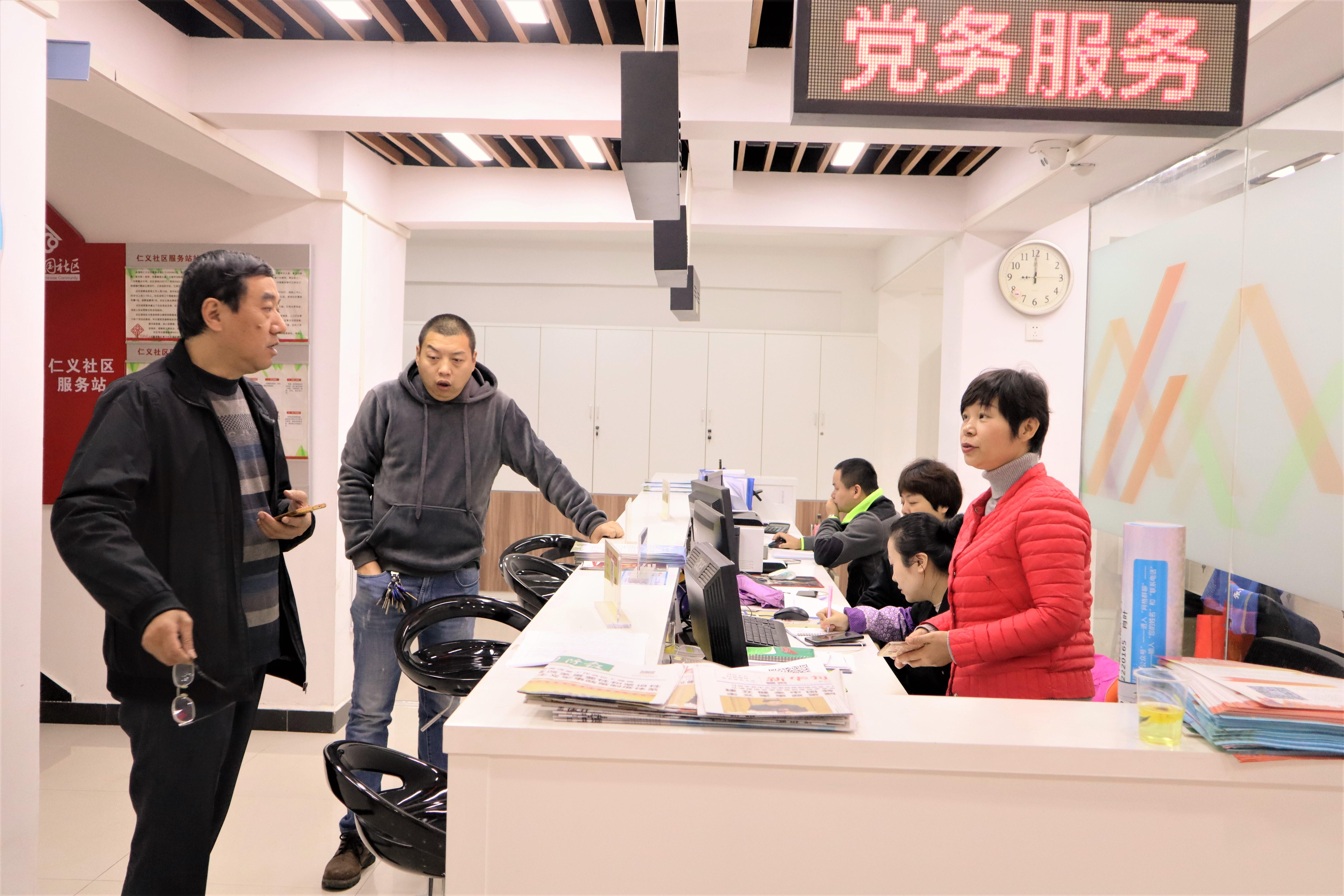 列王的纷争小米最新版，小巷中的王者风味之战